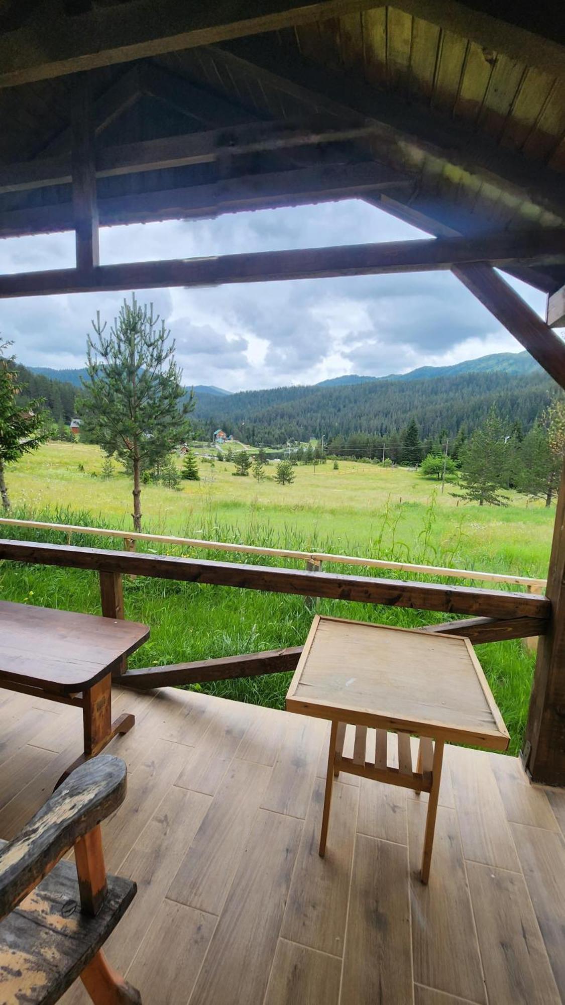 Etno Selo Zminica Hotell Žabljak Rom bilde